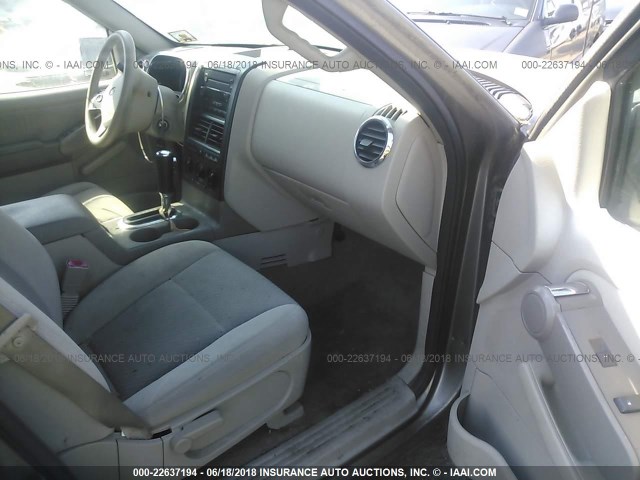 1FMEU72E56UB37900 - 2006 FORD EXPLORER XLS TAN photo 5