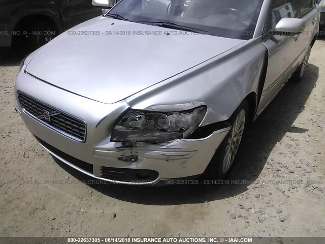 YV1MH682452081240 - 2005 VOLVO S40 T5 SILVER photo 6