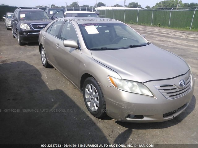 4T1BK46K87U531819 - 2007 TOYOTA CAMRY NEW GENERAT LE/XLE/SE GOLD photo 1