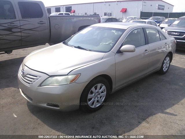 4T1BK46K87U531819 - 2007 TOYOTA CAMRY NEW GENERAT LE/XLE/SE GOLD photo 2