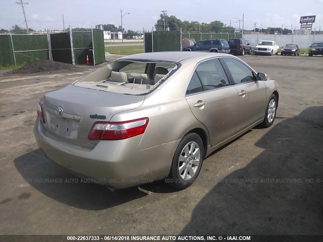 4T1BK46K87U531819 - 2007 TOYOTA CAMRY NEW GENERAT LE/XLE/SE GOLD photo 4