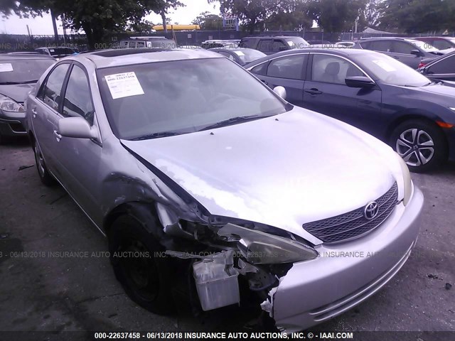 4T1BE32K42U540906 - 2002 TOYOTA CAMRY LE/XLE/SE Gümüş foto 6