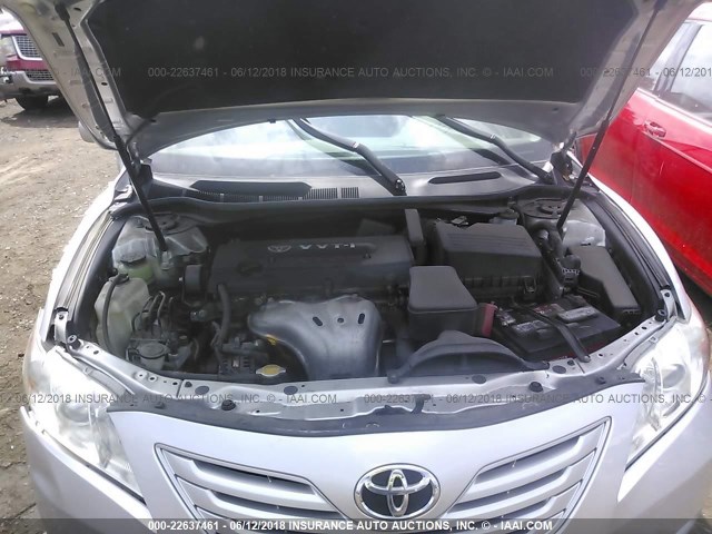 4T4BE46K39R075731 - 2009 TOYOTA CAMRY SE/LE/XLE SILVER photo 10
