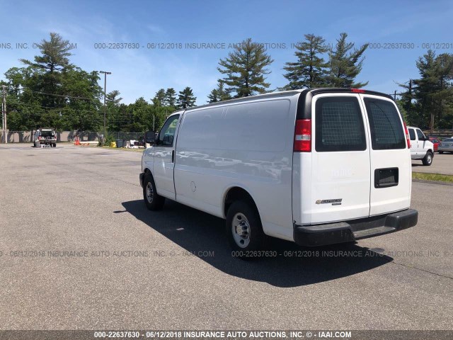 1GCWGFBA7E1148582 - 2014 CHEVROLET EXPRESS G2500  WHITE photo 3