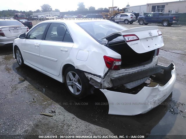 4T1BF1FK2EU324200 - 2014 TOYOTA CAMRY L/SE/LE/XLE Ağ foto 3