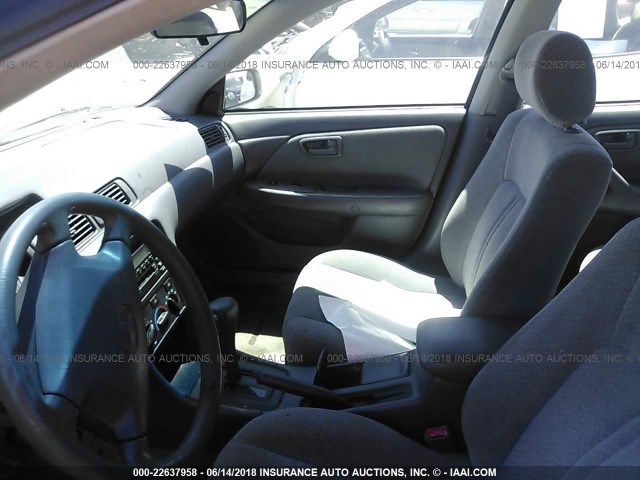 4T1BG22K71U862121 - 2001 TOYOTA CAMRY CE/LE/XLE 银色 照片 5