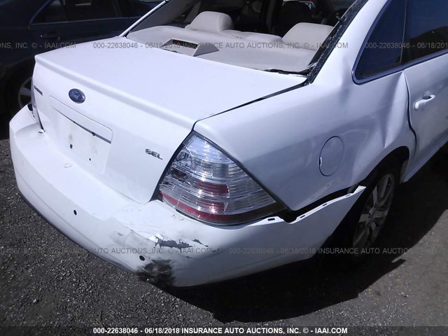 1FAHP24W78G161592 - 2008 FORD TAURUS SEL WHITE photo 6