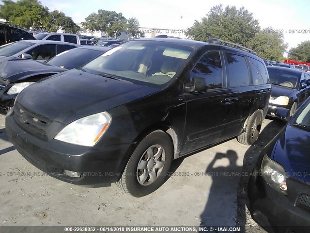 KNDMB233866063429 - 2006 KIA SEDONA EX/LX BLACK photo 2