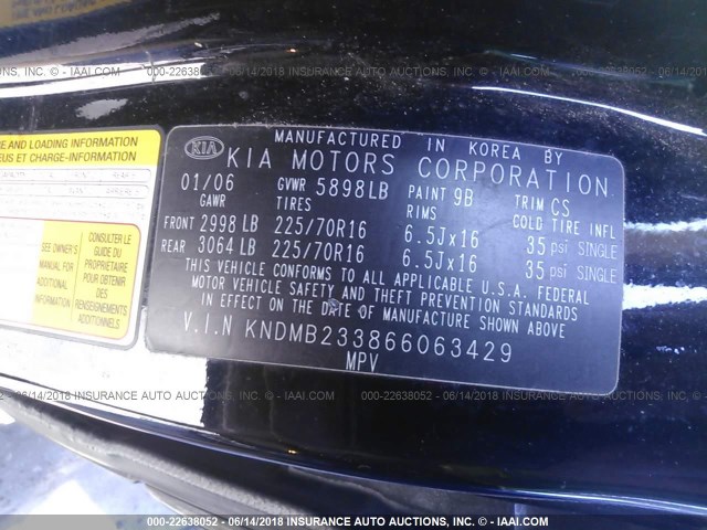 KNDMB233866063429 - 2006 KIA SEDONA EX/LX BLACK photo 9