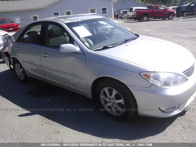 4T1BF30K16U633629 - 2006 TOYOTA CAMRY LE/XLE/SE 银色 照片 1