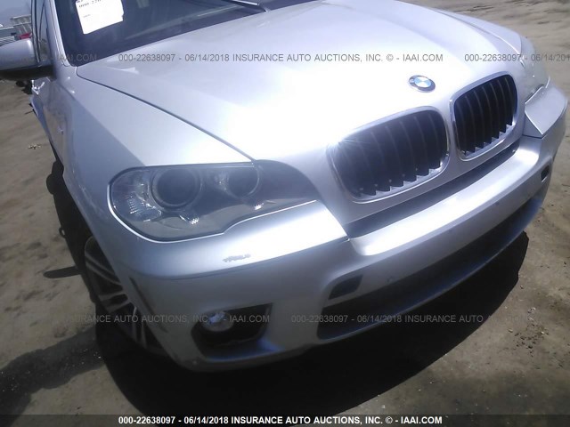 5UXZV4C56CL990466 - 2012 BMW X5 XDRIVE35I SILVER photo 6