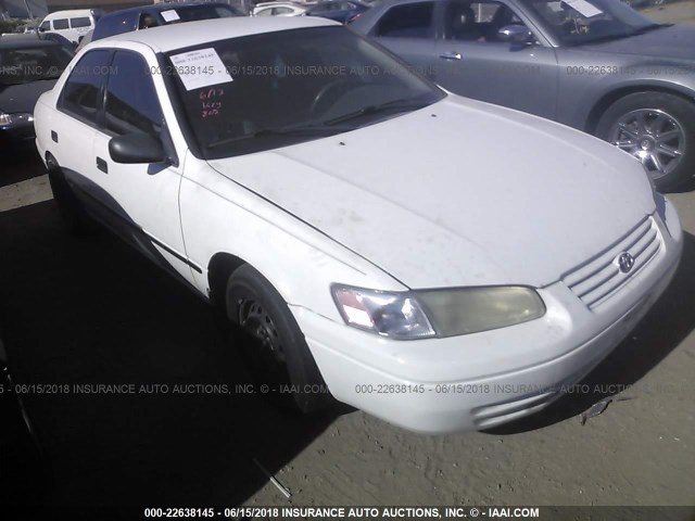 4T1BG22K9XU503555 - 1999 TOYOTA CAMRY CE/LE/XLE WHITE photo 1