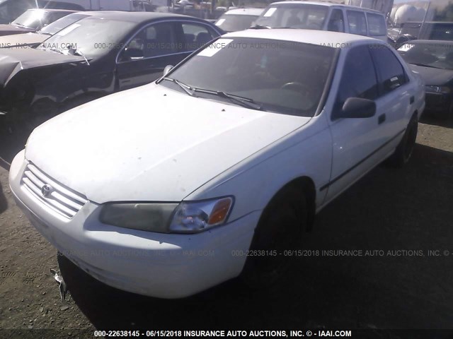 4T1BG22K9XU503555 - 1999 TOYOTA CAMRY CE/LE/XLE WHITE photo 2