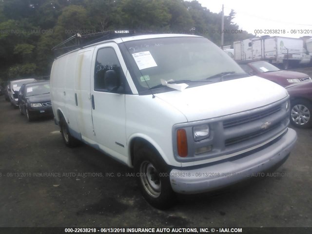 1GCFG15W411127922 - 2001 CHEVROLET EXPRESS G1500  WHITE photo 1