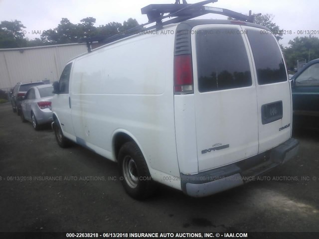 1GCFG15W411127922 - 2001 CHEVROLET EXPRESS G1500  WHITE photo 3