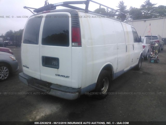 1GCFG15W411127922 - 2001 CHEVROLET EXPRESS G1500  WHITE photo 4