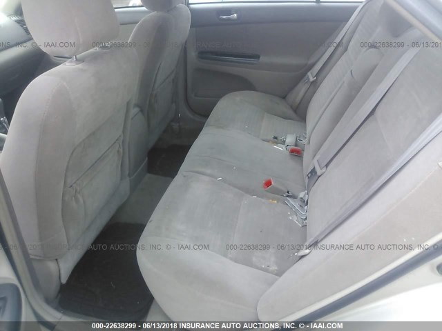 4T1BE32K05U057451 - 2005 TOYOTA CAMRY LE/XLE/SE ოქროსფერი ფოტო 8