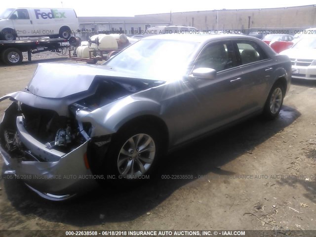 2C3CCAAG3GH273904 - 2016 CHRYSLER 300 LIMITED SILVER photo 2