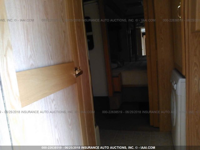 1AU2530394A012325 - 2004 ALFA /GOLD  Unknown photo 5