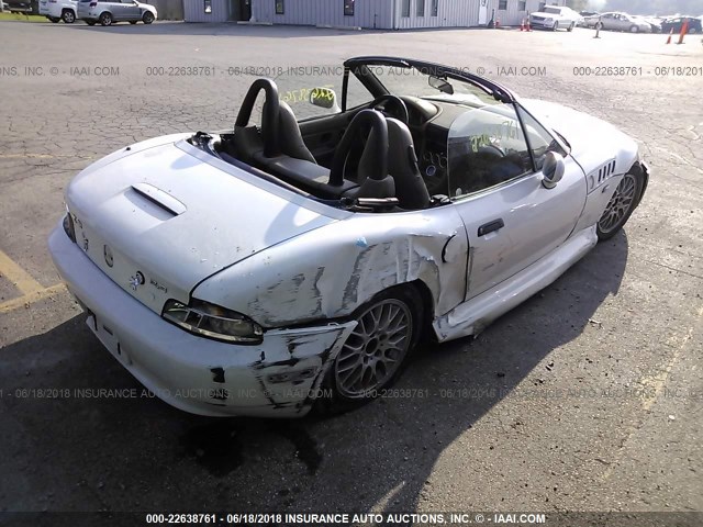 4USCH9349YLF84284 - 2000 BMW Z3 2.3 WHITE photo 4