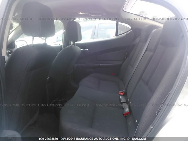 2G2WP552561313544 - 2006 PONTIAC GRAND PRIX SILVER photo 8