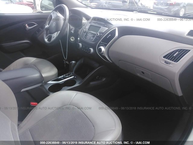 KM8JU3AC7CU490478 - 2012 HYUNDAI TUCSON GLS/LIMITED თეთრი ფოტო 5