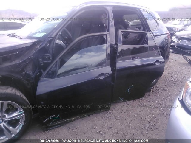 5UXKR2C51E0H31207 - 2014 BMW X5 SDRIVE35I BLUE photo 6