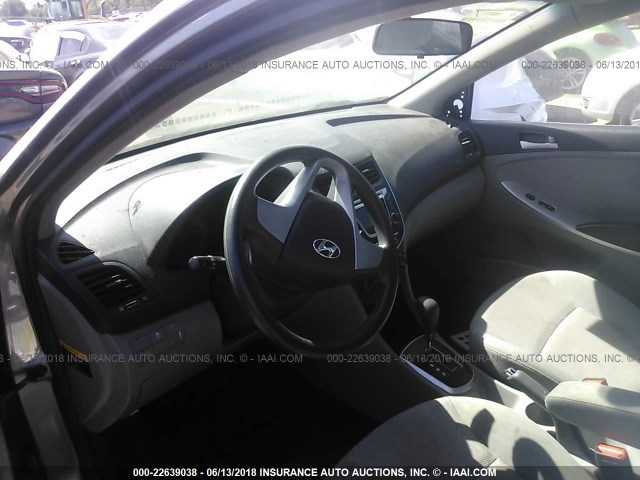 KMHCT4AE3EU601663 - 2014 HYUNDAI ACCENT GLS/GS GRAY photo 5