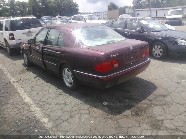 WDBJF70H1XA763245 - 1999 MERCEDES-BENZ E 430 MAROON photo 3