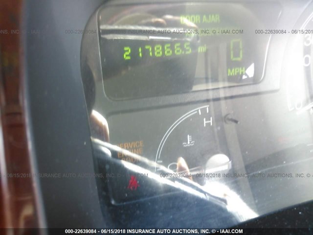 1LNHM81W14Y638981 - 2004 LINCOLN TOWN CAR EXECUTIVE/SIGNATURE Beyaz fotoğraf 7