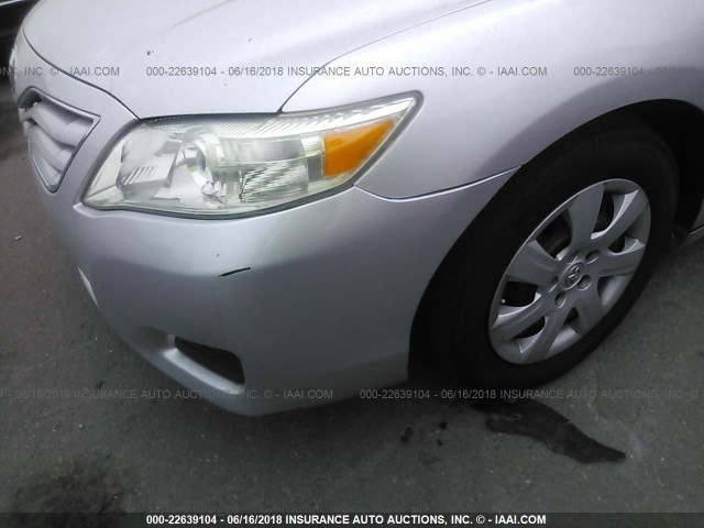 4T1BF3EK4BU181937 - 2011 TOYOTA CAMRY SE/LE/XLE 银色 照片 6