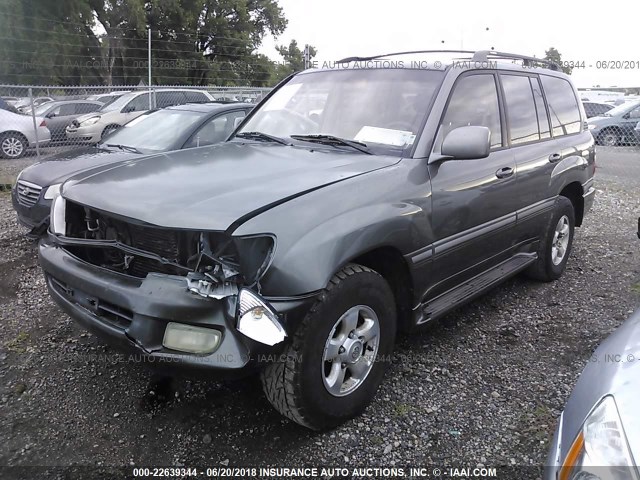 JT3HT05J0Y0105374 - 2000 TOYOTA LAND CRUISER  GRAY photo 2