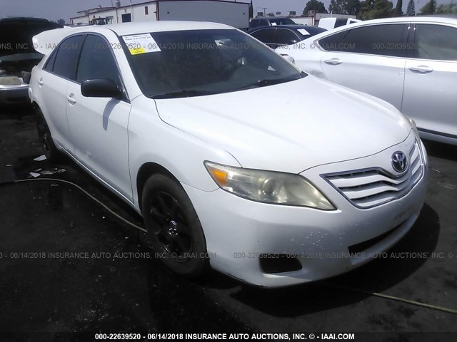 4T4BF3EK4BR161757 - 2011 TOYOTA CAMRY SE/LE/XLE WHITE photo 1