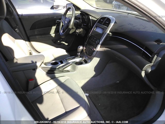 1G11A5SL1FF269841 - 2015 CHEVROLET MALIBU LS WHITE photo 5