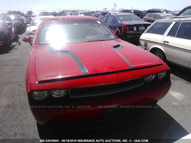 2C3CDYAG4DH649382 - 2013 DODGE CHALLENGER SXT RED photo 6