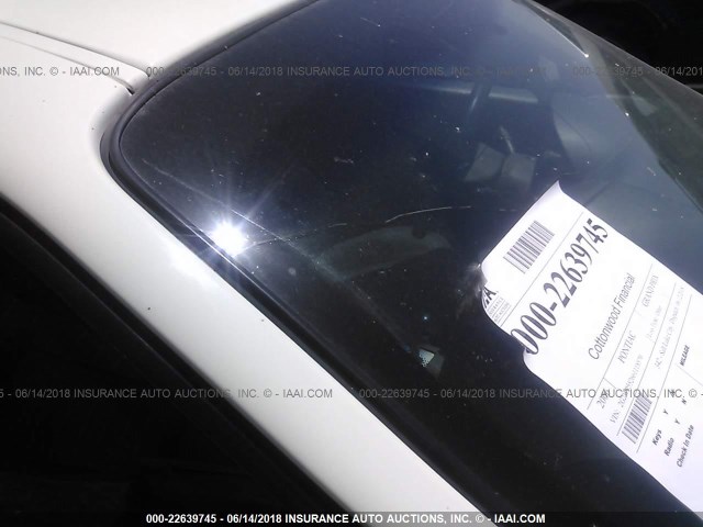 2G2WP552661118570 - 2006 PONTIAC GRAND PRIX WHITE photo 6