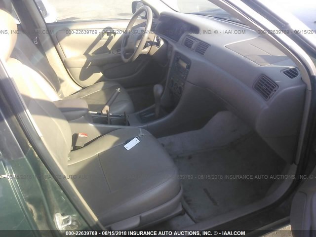 4T1BG22K21U047275 - 2001 TOYOTA CAMRY CE/LE/XLE GREEN photo 5