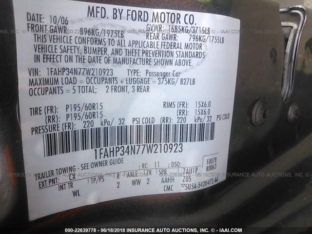 1FAHP34N77W210923 - 2007 FORD FOCUS ZX4/S/SE/SES 灰色 照片 9