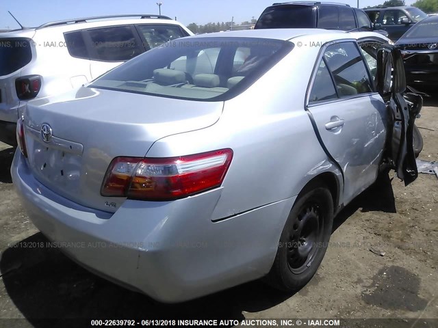 4T1BE46K57U139324 - 2007 TOYOTA CAMRY NEW GENERAT CE/LE/XLE/SE SILVER photo 4