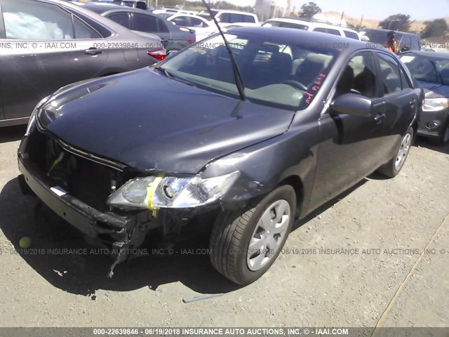 4T4BE46K38R026737 - 2008 TOYOTA CAMRY CE/LE/XLE/SE GRAY photo 2