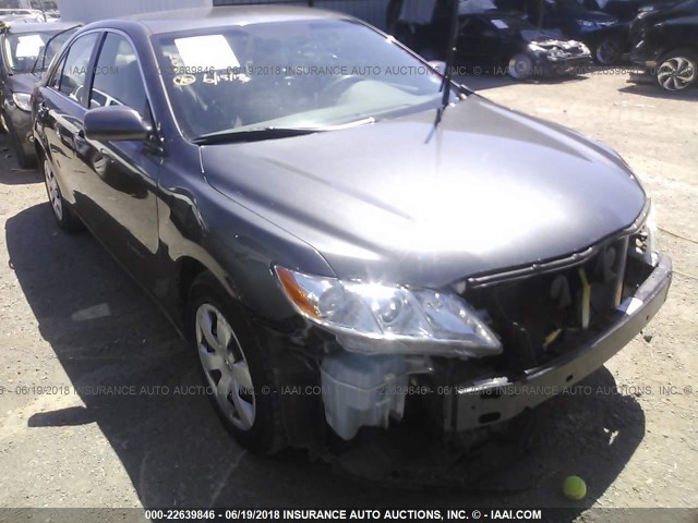 4T4BE46K38R026737 - 2008 TOYOTA CAMRY CE/LE/XLE/SE GRAY photo 6