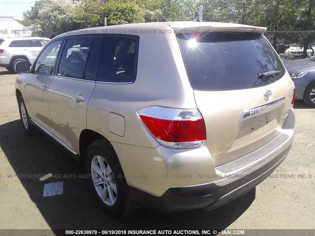 5TDBK3EH8CS164567 - 2012 TOYOTA HIGHLANDER SE BEIGE photo 3