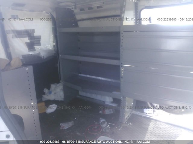 ZFBERFBT8G6C18304 - 2016 RAM PROMASTER CITY SLT 白色 照片 8