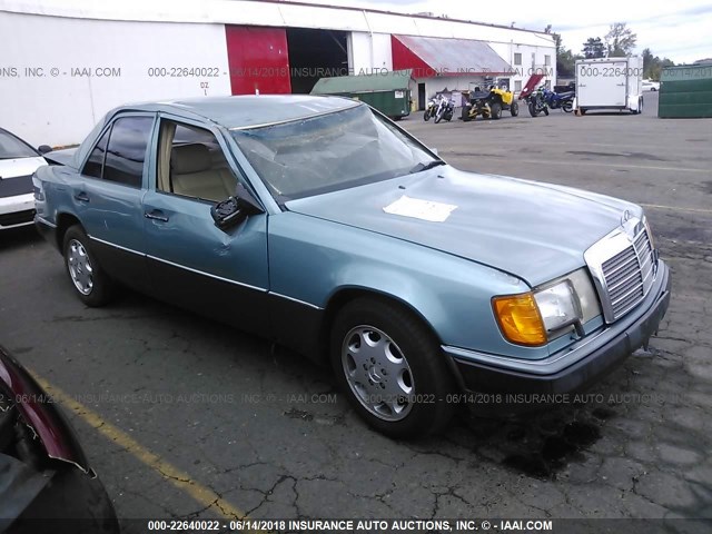 WDBEA34E5NB835824 - 1992 MERCEDES-BENZ 400 E Light Blue photo 1