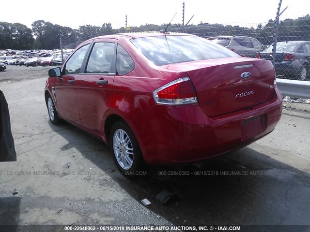 1FAHP35N08W202968 - 2008 FORD FOCUS SE/SEL/SES RED photo 3