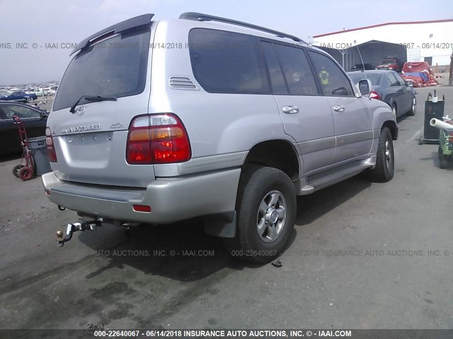 JTEHT05J422016958 - 2002 TOYOTA LAND CRUISER  WHITE photo 4