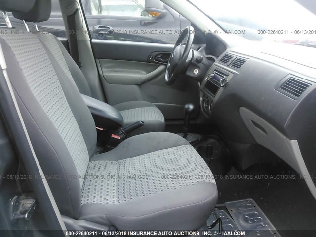 1FAHP34N27W224325 - 2007 FORD FOCUS ZX4/S/SE/SES 灰色 照片 5