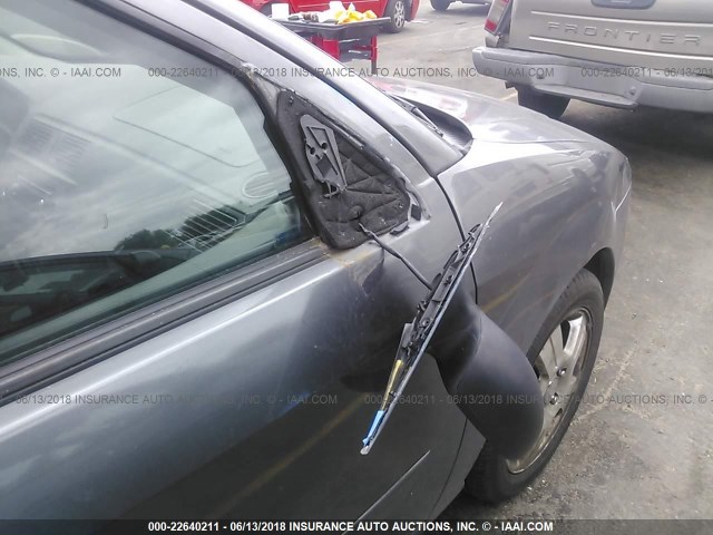 1FAHP34N27W224325 - 2007 FORD FOCUS ZX4/S/SE/SES 灰色 照片 6