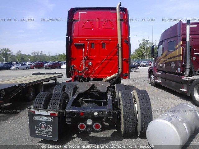 3AKJGLBG2GSHH9286 - 2016 FREIGHTLINER CASCADIA 125  RED photo 8