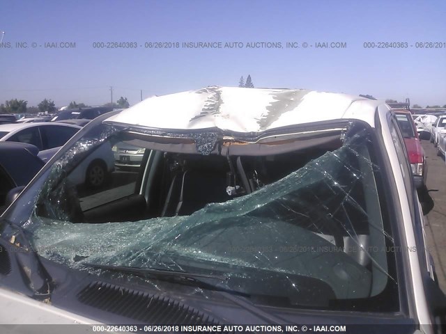 1FMDU75E1YZB28592 - 2000 FORD EXPLORER LIMITED أبيض صورة 6